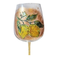 ЧАШИ ЗА ВИНО С ЛИМОНИ