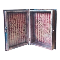 ГОЛЯМА КУТИЯ/КНИГА