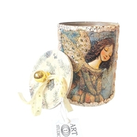 ГОЛЯМА МЕТАЛНА КУТИЯ