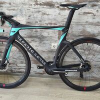 Bianchi Oltre RC Disc SRAM Red AXS Quarq Powermeter Speed 40T Carbon | 57
