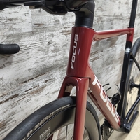 Focus Izalco Max Ultegra Di2 Disc DT Swiss ARC 1450 DiCut | 56