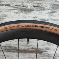 Giant Defy Pro 1 Disc 105 Di2/Ultegra Aeolus Pro 37 Tubeless | S