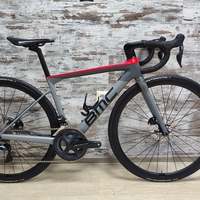 BMC Teammachine SLR01 Four Disc Ultegra Di2 CRD351  | 47