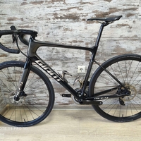 ЧАСТНА ПРОДАЖБА | Giant Defy Pro 0 Disc SRAM AXS Syncros | M/L