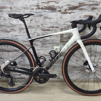 Giant Defy Pro 1 Disc 105 Di2/Ultegra Aeolus Pro 37 Tubeless | S