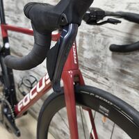 Focus Izalco Max Ultegra Di2 Disc DT Swiss ARC 1450 DiCut | 56