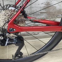 Ridley Fenix SLiC Disc Shimano 105 DI2 Novatec Tubeless | M