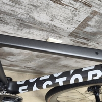 Factor LS Gravel SRAM Force/Rival AXS CeramicSpeed Zipp 303S Tubeless | 49