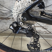 Giant Defy Pro 1 Disc 105 Di2/Ultegra Aeolus Pro 37 Tubeless | S