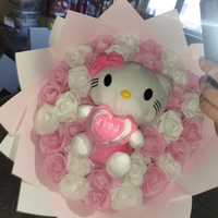 Букет Hello Kitty с 33 брокатени рози