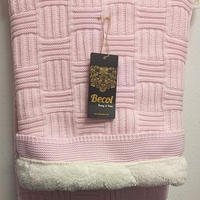 Меко одеяло с пухкава подплата в розово