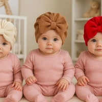 Бебешка шапка тип тюрбан 0-6 месеца