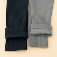 Черен рипсов клин с лека вата