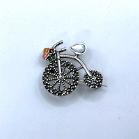 Брошка колело с марказити , емайл и седеф