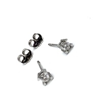 Сребърни обици с мойсанит