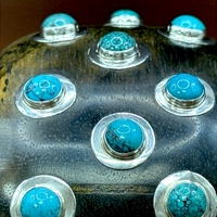 Гривна от дърво със сребърни елементи и тюркоаз