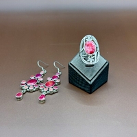 Комплект от обици и пръстен с рубин