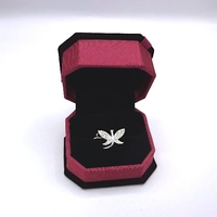 Брошка водно конче с циркони