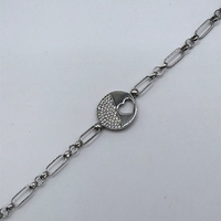 Сребърна гривна с плочка