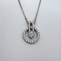 Сребърно колие с мойсанит