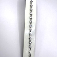 Сребърна гривна с бели циркони ръчна изработка