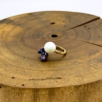 Пръстен с перла и лилави циркони