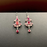 Комплект от обици и пръстен с рубин