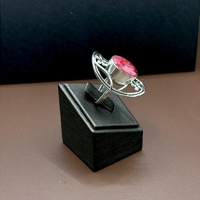 Комплект от обици и пръстен с рубин