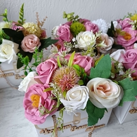 Чантичка с цветя