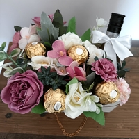 Чантичка с цветя