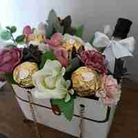 Чантичка с цветя