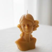 Ръчно изработена свещ от пчелен восък 