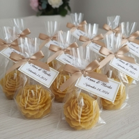 Ръчно изработени  подаръчета във формата на цветя за сватби и събития