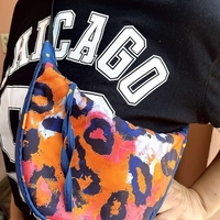 Чанта с регулируема дръжка 