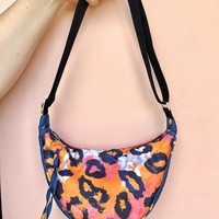 Чанта с регулируема дръжка 