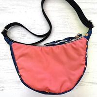 Чанта с регулируема дръжка 