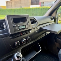 RENAULT MASTER 2.3 170 HP TWIN CAB TAIL LIFT