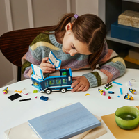 LEGO® Despicable Me Музикалния парти бус на миньоните 75581
