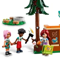LEGO® Friends Лагер за приключения – уютните хижи 42624