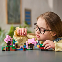 LEGO® Minecraft® Черешова градина 21260