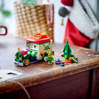 LEGO® Iconic Камионът за доставки на Дядо Коледа 40746