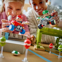 LEGO® Super Mario™ Baby Mario срещу Baby Luigi 72034