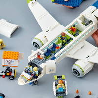 LEGO® City Пътнически самолет 60367