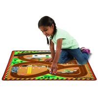 Килимче за игра с дървени камиончета Melissa and Doug Строителна площадка 19407