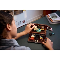 LEGO® Wednesday Апартаментът на Нещото 76785