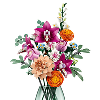LEGO® Botanicals Букет с розови цветя 10342