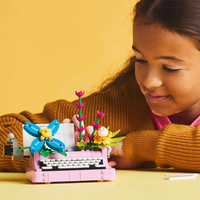 LEGO® Creator Пишеща машина с цветя 31169