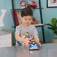 Игрален комплект Spin Master Paw Patrol превозно средство и фигура Chase Deluxe