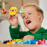 LEGO® Classic Творчески планети в космоса 11037