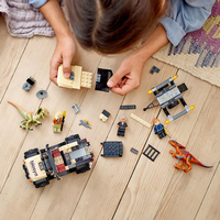 LEGO® Jurassic World Превоз на пирораптор и дилофозавър 76951